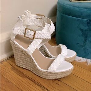 White Wedges